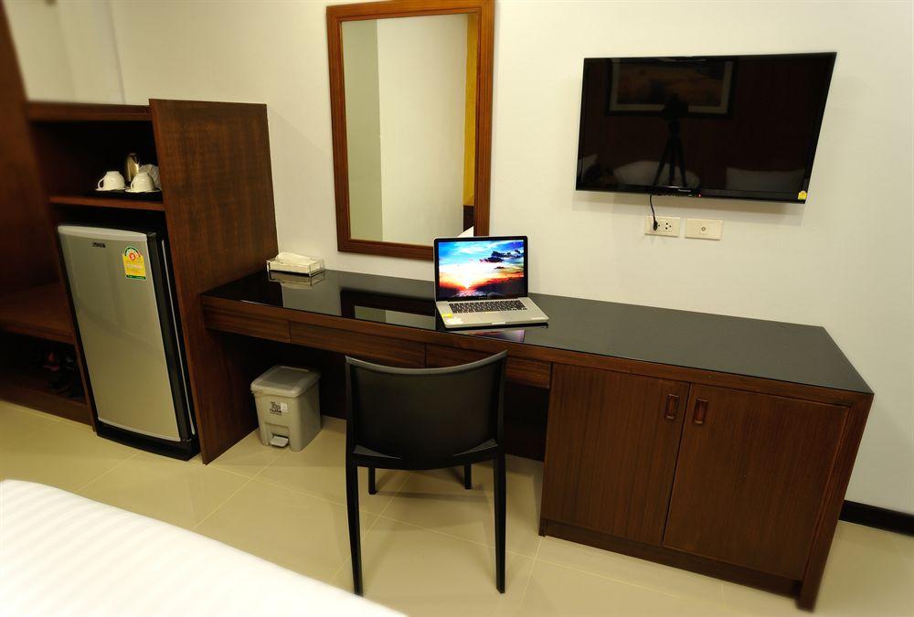 Suppamitr Villa Hotel Pattaya Buitenkant foto