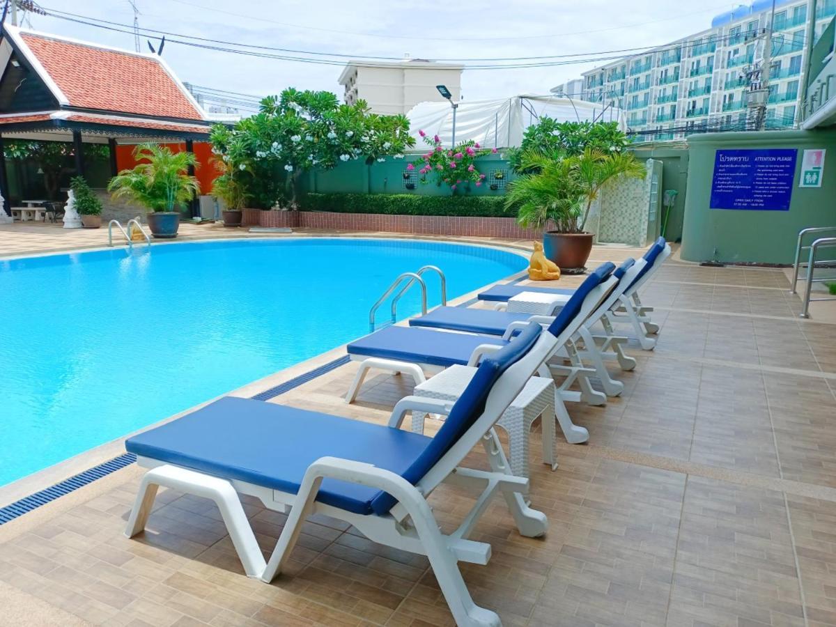 Suppamitr Villa Hotel Pattaya Buitenkant foto