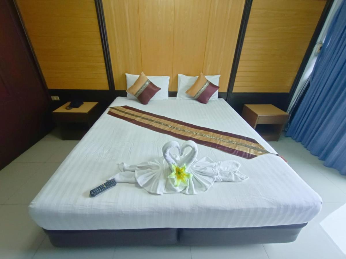 Suppamitr Villa Hotel Pattaya Buitenkant foto