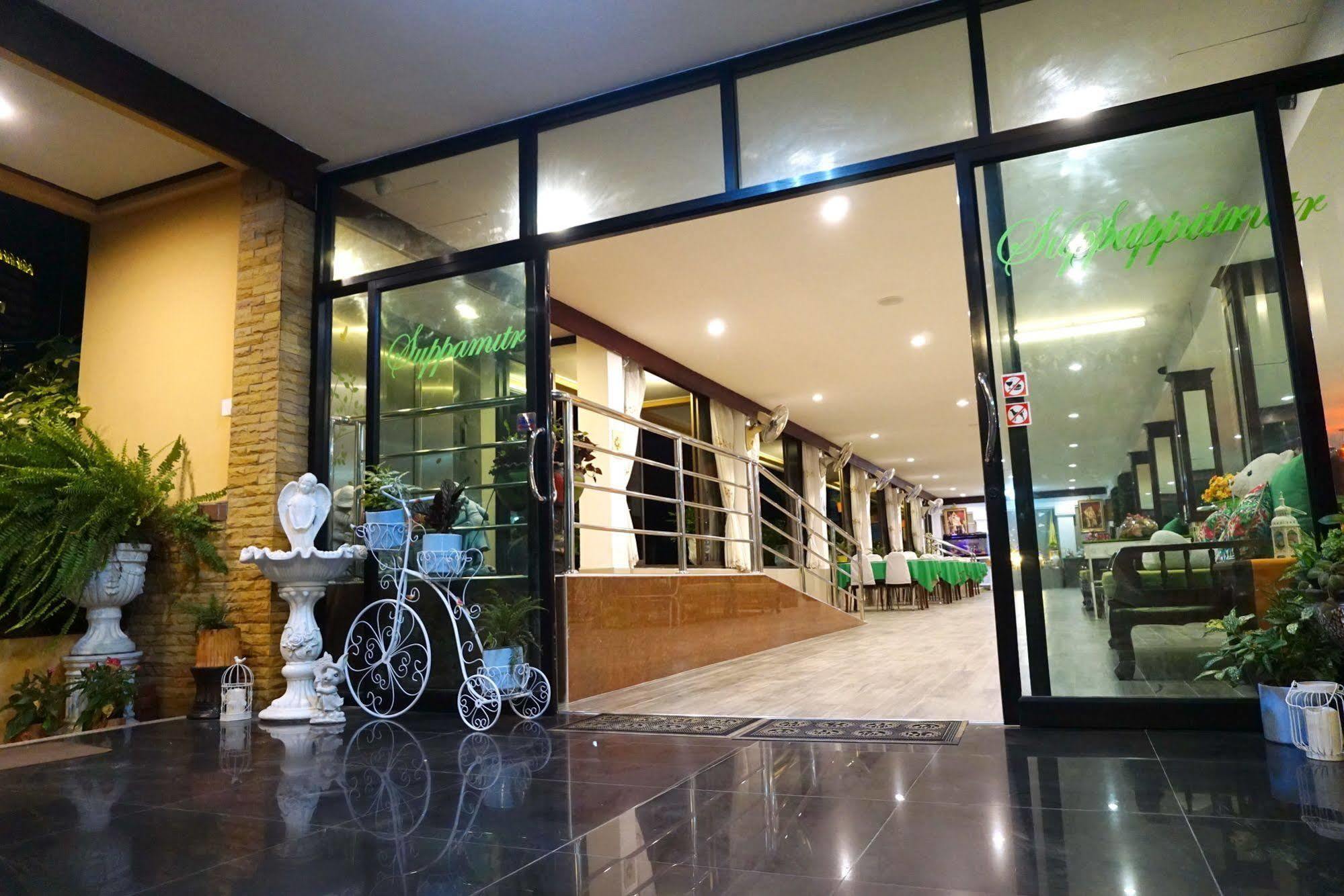Suppamitr Villa Hotel Pattaya Buitenkant foto