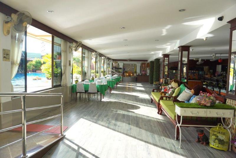 Suppamitr Villa Hotel Pattaya Buitenkant foto
