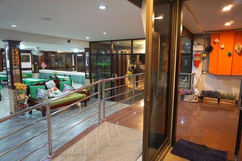 Suppamitr Villa Hotel Pattaya Buitenkant foto