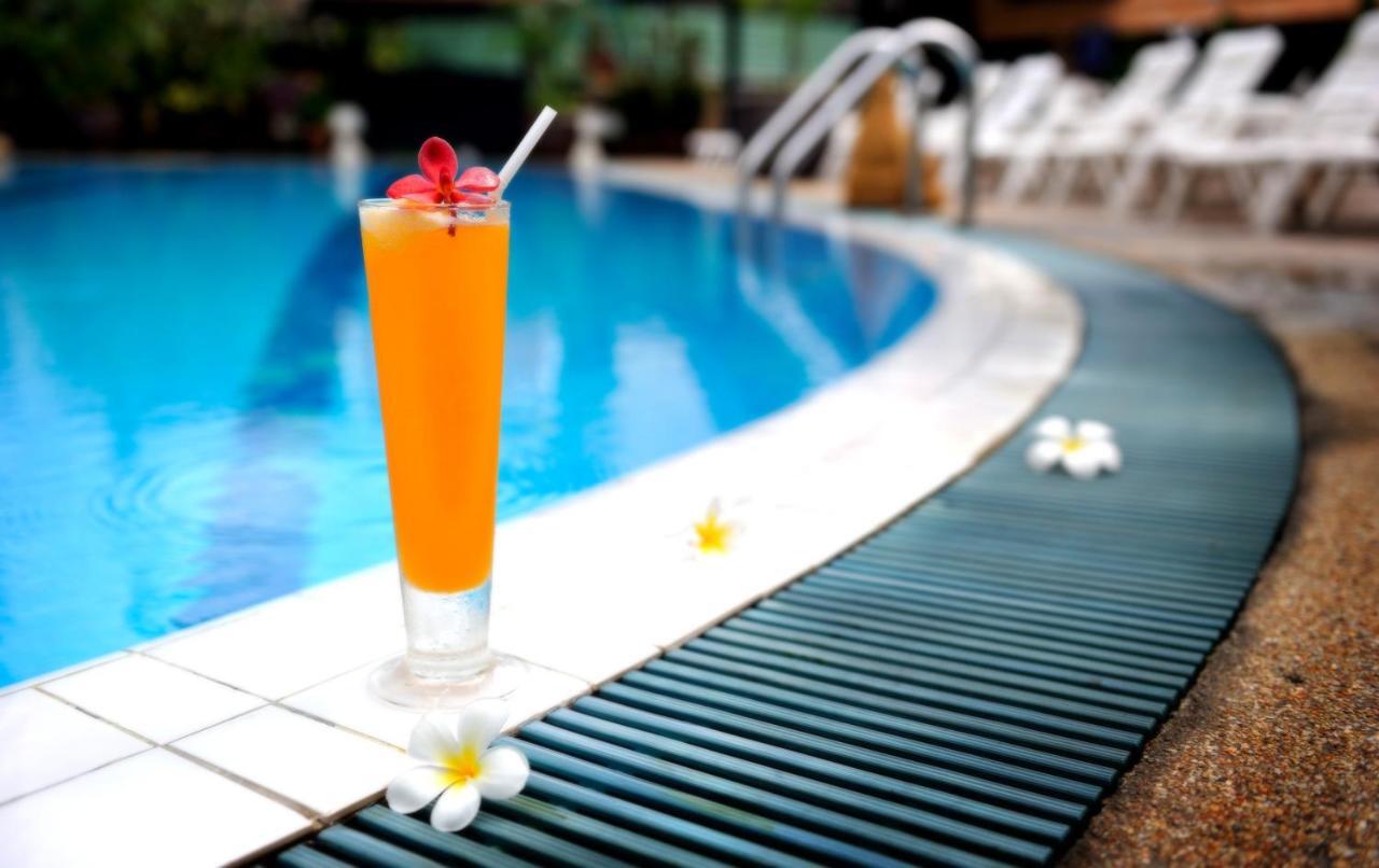 Suppamitr Villa Hotel Pattaya Buitenkant foto