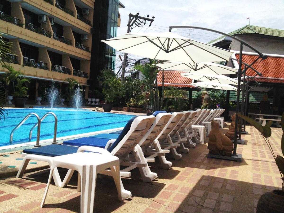 Suppamitr Villa Hotel Pattaya Buitenkant foto