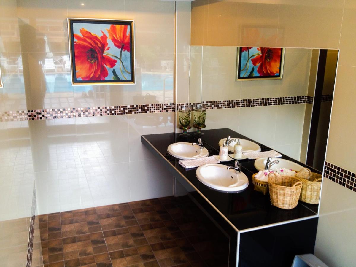 Suppamitr Villa Hotel Pattaya Buitenkant foto